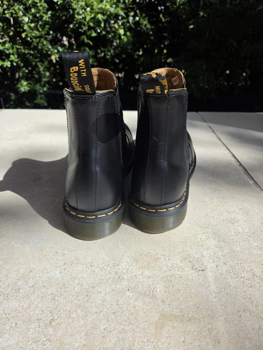 Dr. Martens 2976 Chelsea Boot Smooth Black Leather Men's 12